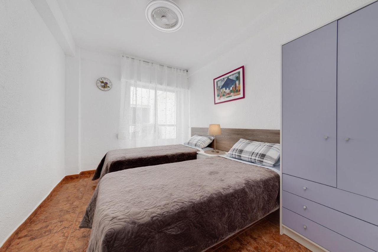 Comfortable Apartment With Wi-Fi Alicante Exteriör bild