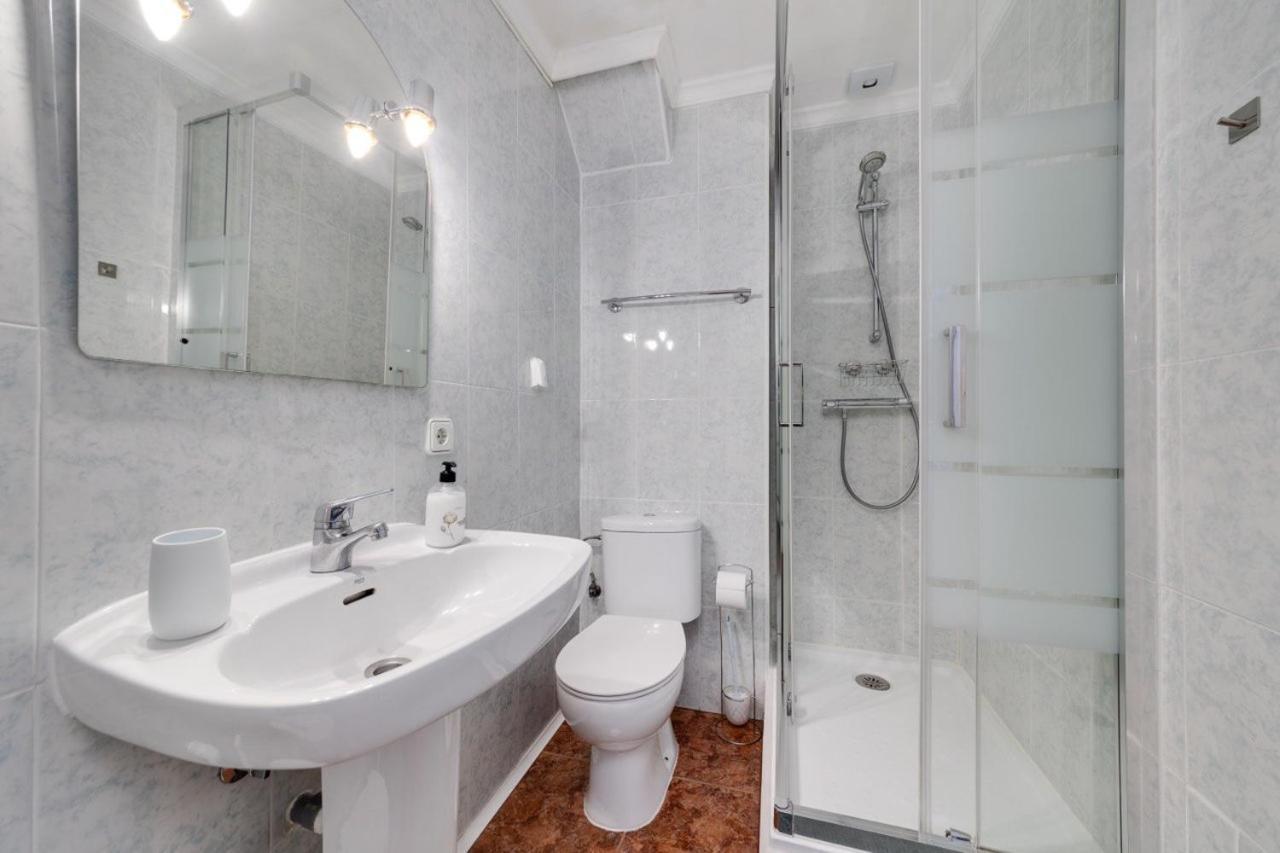Comfortable Apartment With Wi-Fi Alicante Exteriör bild