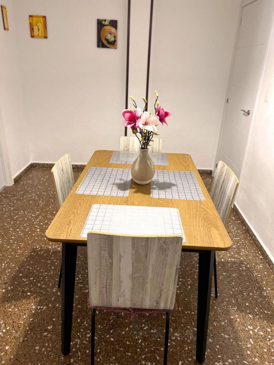 Comfortable Apartment With Wi-Fi Alicante Exteriör bild