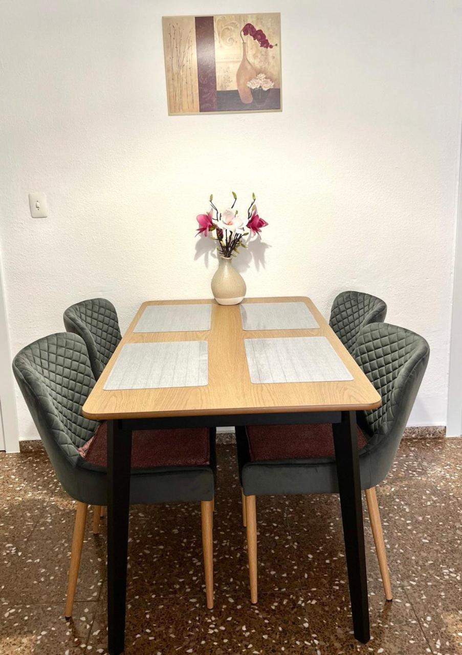 Comfortable Apartment With Wi-Fi Alicante Exteriör bild